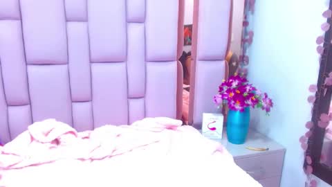 Snapshot of dollyjuicy1 chatting on 02-27-25, 07:12 dollyjuicy1 online show from 02-27-25, 07:12