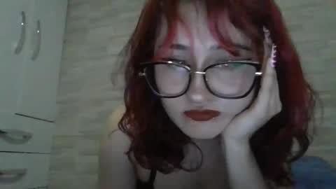 Snapshot of dollymimii chatting on 10-26-25, 01:00 dollymimii online show from 10-26-25, 01:00