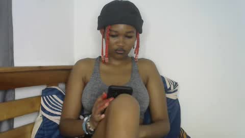 Cushey online show from 10-08-25, 08:23