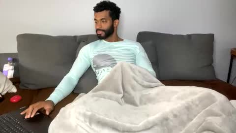 Domi online show from 11-28-25, 08:00