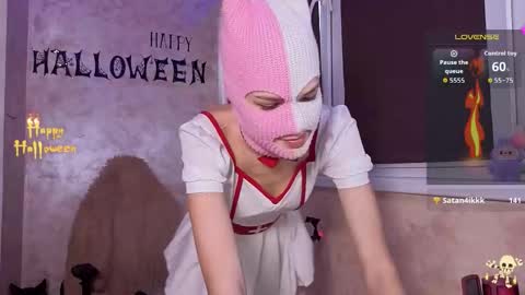 domiiniicana online show from 10-31-25, 11:44