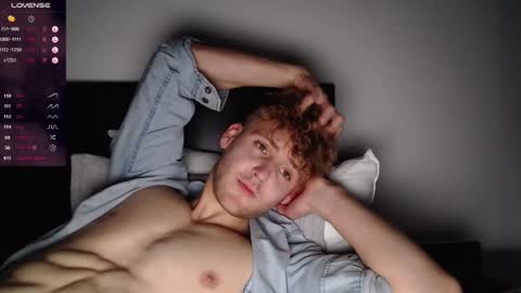 Snapshot of dominantalex182 chatting on 12-10-24, 02:28 Alex... online show from 12-10-24, 02:28