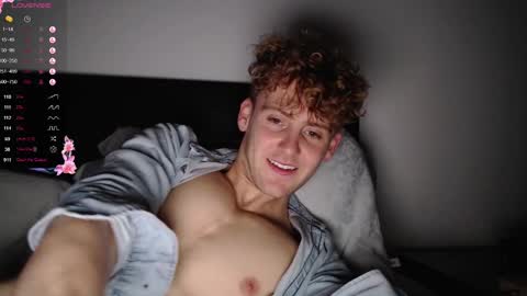 Snapshot of dominantalex182 chatting on 12-28-24, 10:13 Alex... online show from 12-28-24, 10:13