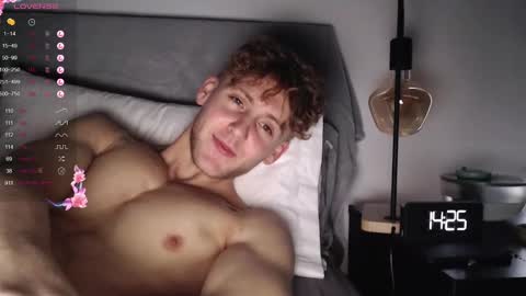 Snapshot of dominantalex182 chatting on 02-21-25, 02:27 Alex... online show from 02-21-25, 02:27