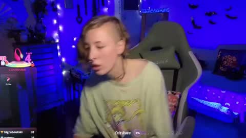 Bigbearnbunnyboy online show from 10-18-25, 12:24