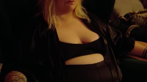 SADE online show from 10-07-25, 09:01