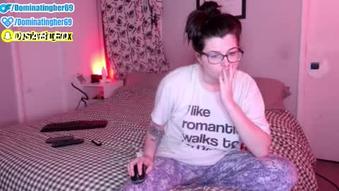 Snapshot of dominatingher69 chatting on 03-15-26, 12:27 dominatingher69 online show from 03-15-26, 12:27