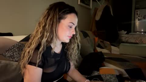 Victoria online show from 03-04-25, 08:27