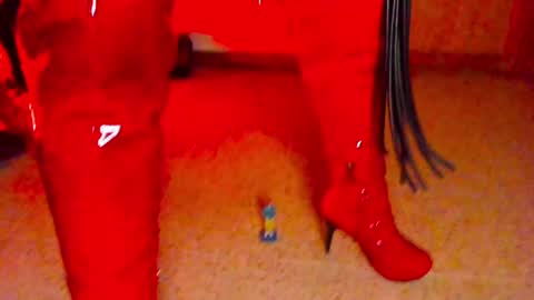 Snapshot of dominatrixblue chatting on 01-15-25, 09:41 Dom Blue online show from 01-15-25, 09:41