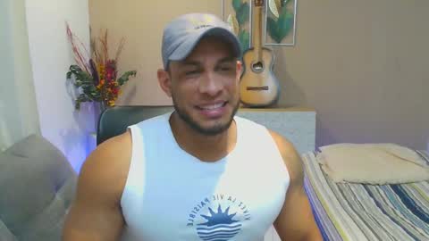 dominic_hulk1 online show from 09-26-25, 03:43