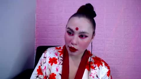 Snapshot of dominic_queen chatting on 11-12-25, 04:51 online show from 11-12-25, 04:51