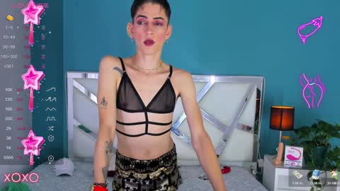 Dominic online show from 01-06-25, 01:52