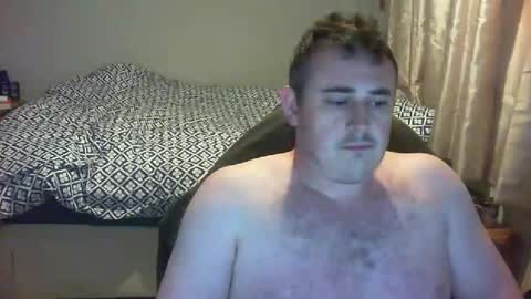 Snapshot of dominicb03 chatting on 10-19-25, 01:17 dominicb03 online show from 10-19-25, 01:17
