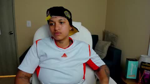 Dominick  online show from 09-10-25, 06:08