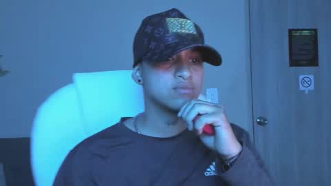 Dominick  online show from 10-06-25, 04:10