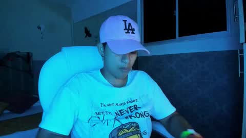 Dominick  online show from 10-14-25, 04:57