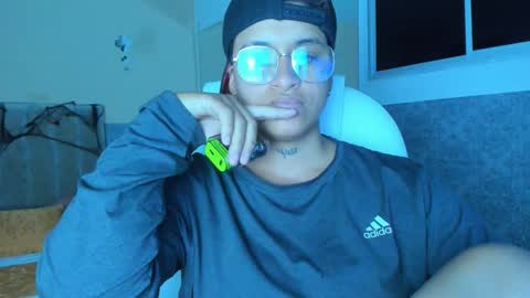 Dominick  online show from 10-15-25, 05:07