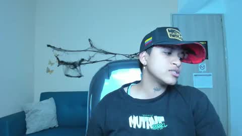 Dominick  online show from 10-28-25, 05:55