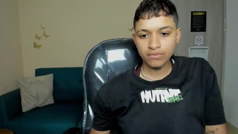 Dominick  online show from 11-05-25, 08:09