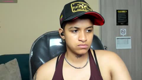 Dominick  online show from 11-21-25, 02:43