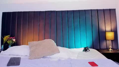 dominik_thompson777 online show from 10-25-25, 03:03