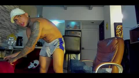 Only fans Ronnie col---InstaRonniecolleman  online show from 10-08-25, 03:26