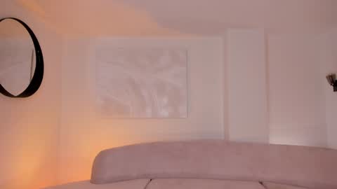 Snapshot of dominiquevega_ chatting on 12-24-24, 09:33 Dominique online show from 12-24-24, 09:33