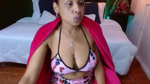  D O M I N K  online show from 12-22-24, 09:44