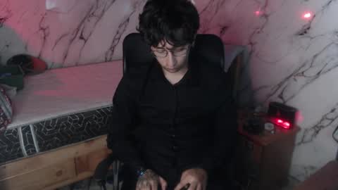 dominus_kane online show from 04-07-26, 04:57