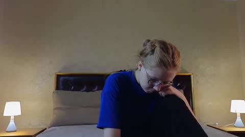 Snapshot of domoniqueepperley chatting on 10-17-25, 04:26 Macy online show from 10-17-25, 04:26