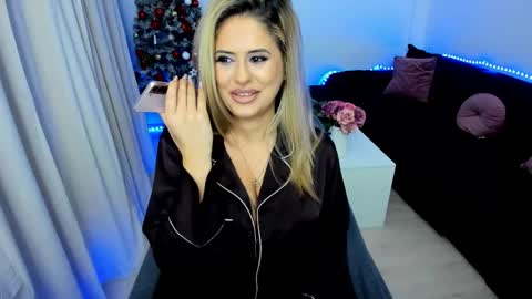 Tessa online show from 01-06-26, 07:06