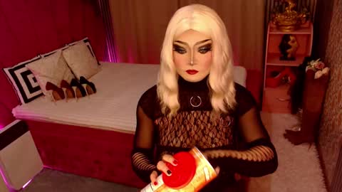 Snapshot of domtrans4sub chatting on 12-23-24, 09:40 online show from 12-23-24, 09:40