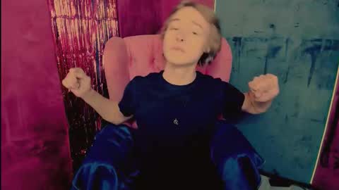 Donald online show from 12-17-25, 06:58