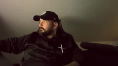 Snapshot of donchriiis chatting on 10-27-25, 05:11 donchriiis online show from 10-27-25, 05:11