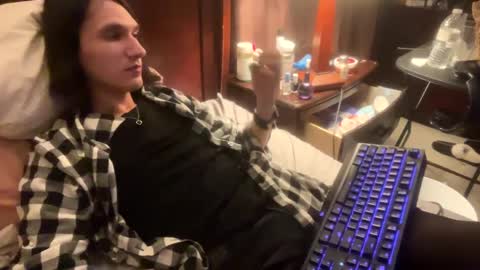 Donk online show from 02-18-25, 08:59