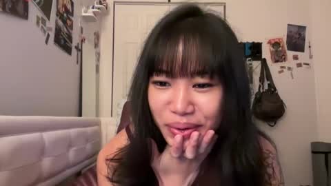 D2Creamy online show from 01-22-25, 10:59