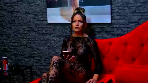 Donna online show from 10-13-25, 06:08