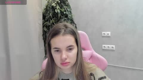 Donna On GMT2 Mon-Fri 3-9 AM online show from 12-16-24, 12:04