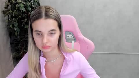 Donna On GMT2 Mon-Fri 3-9 AM online show from 02-26-25, 03:21