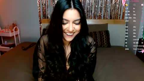 Snapshot of dontbemina chatting on 12-23-25, 07:50 DontBeMina online show from 12-23-25, 07:50