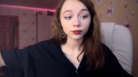 Nicole online show from 02-20-25, 12:36