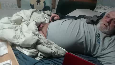 cummingdoouug online show from 01-14-26, 05:18