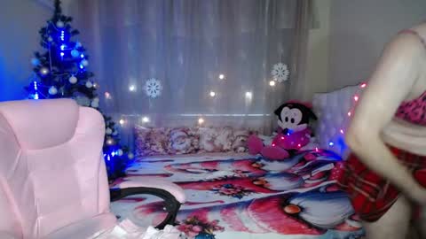 Snapshot of dorasuun chatting on 12-17-24, 11:28 dorasuun online show from 12-17-24, 11:28