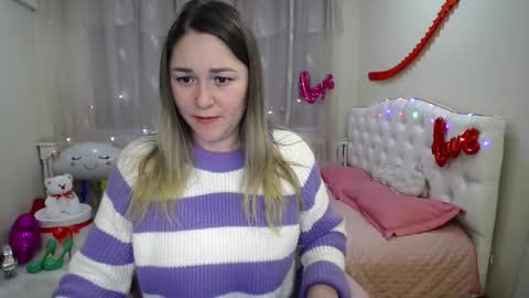 Snapshot of dorasuun chatting on 02-19-25, 03:05 dorasuun online show from 02-19-25, 03:05