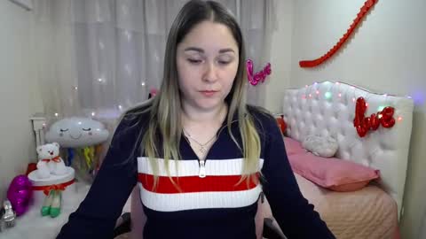 Snapshot of dorasuun chatting on 02-22-25, 02:08 dorasuun online show from 02-22-25, 02:08