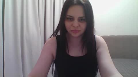 Snapshot of dori_cutie chatting on 02-19-26, 06:04 dori_cutie online show from 02-19-26, 06:04