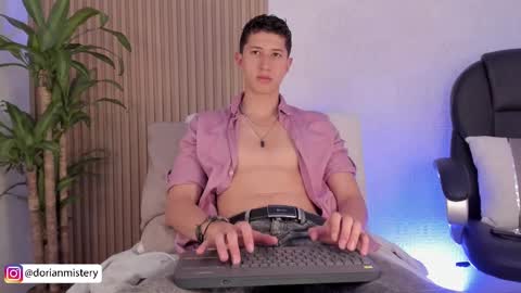dorian_mystery online show from 10-03-25, 08:06