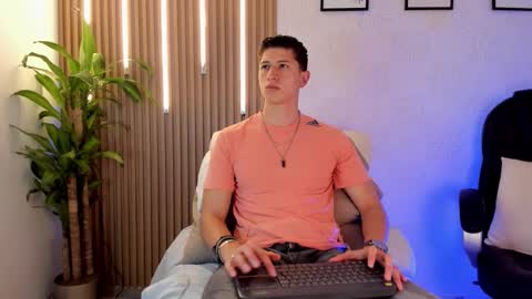 dorian_mystery online show from 11-07-25, 02:00