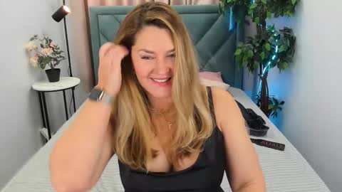 doriana_gray online show from 09-11-25, 04:40