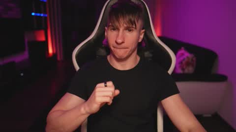 Dorian Reyes online show from 11-16-25, 10:15